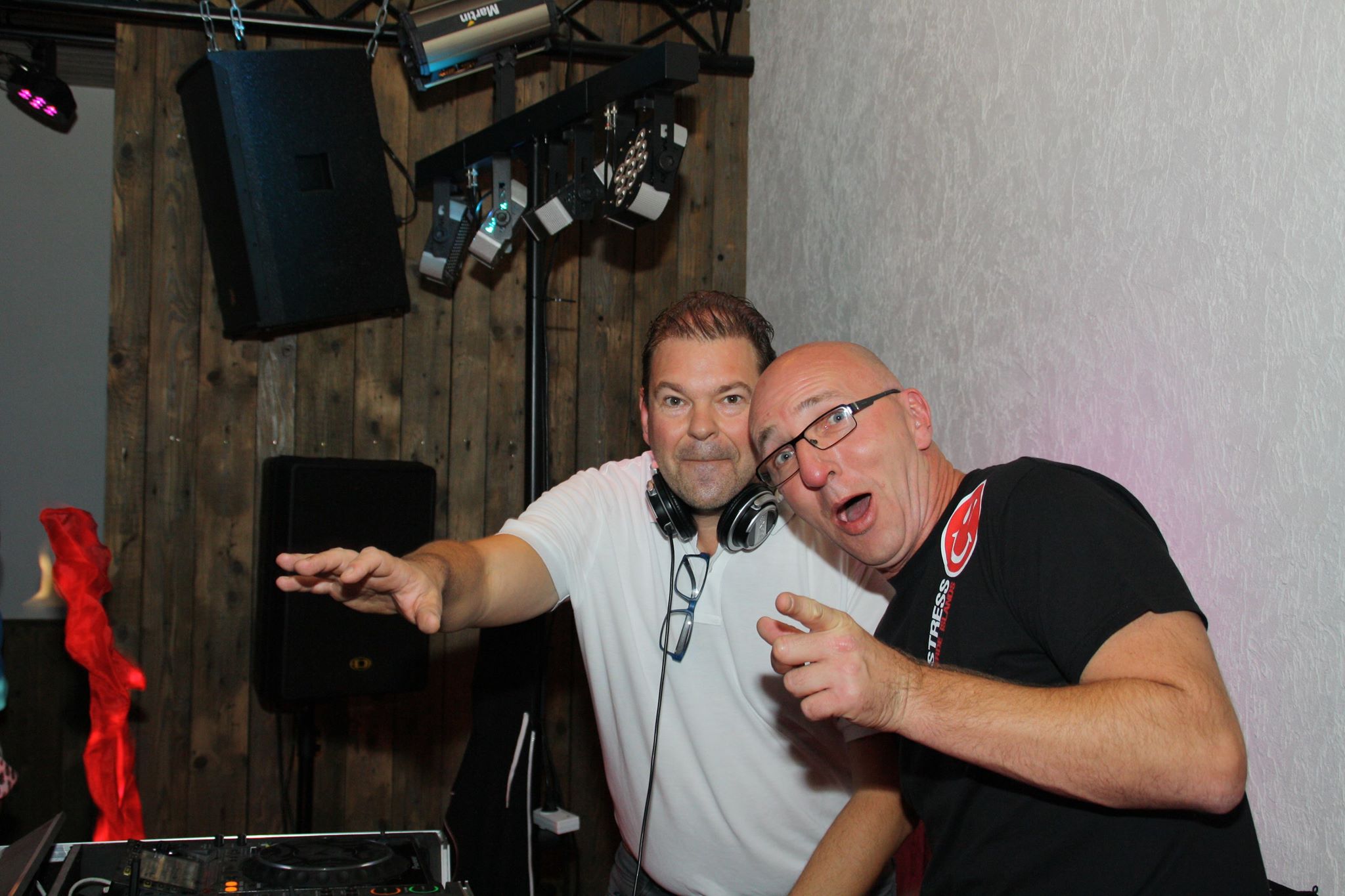 Read more about the article Live From the Wollebrand Italo Party