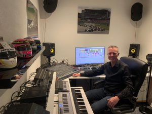 Read more about the article Hot Mix Friday