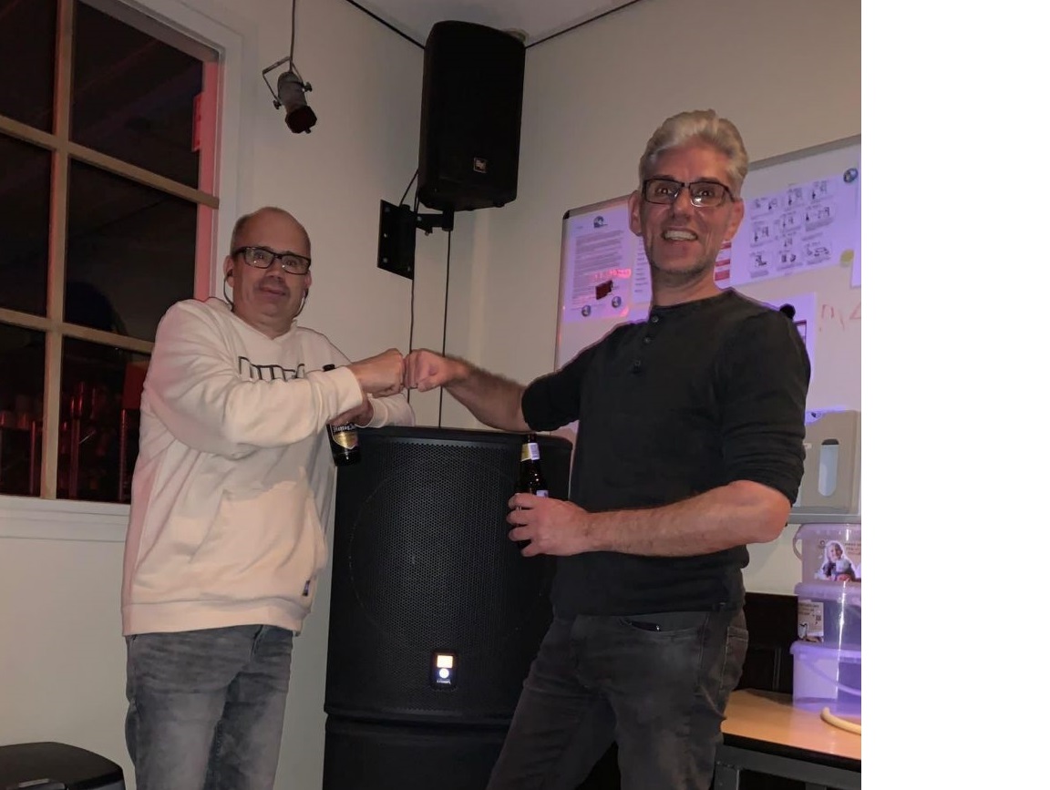 Read more about the article Hot Mix Friday