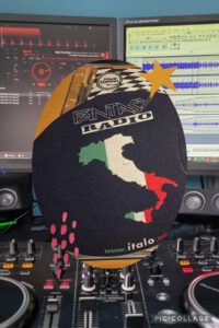 Read more about the article The 100ste mix of DJ Silverfox