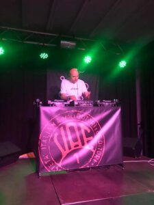 Read more about the article Hot Mix Friday