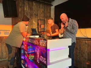 Read more about the article Hot Mix Friday
