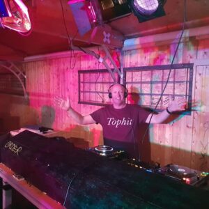 Read more about the article Hot Mix Friday